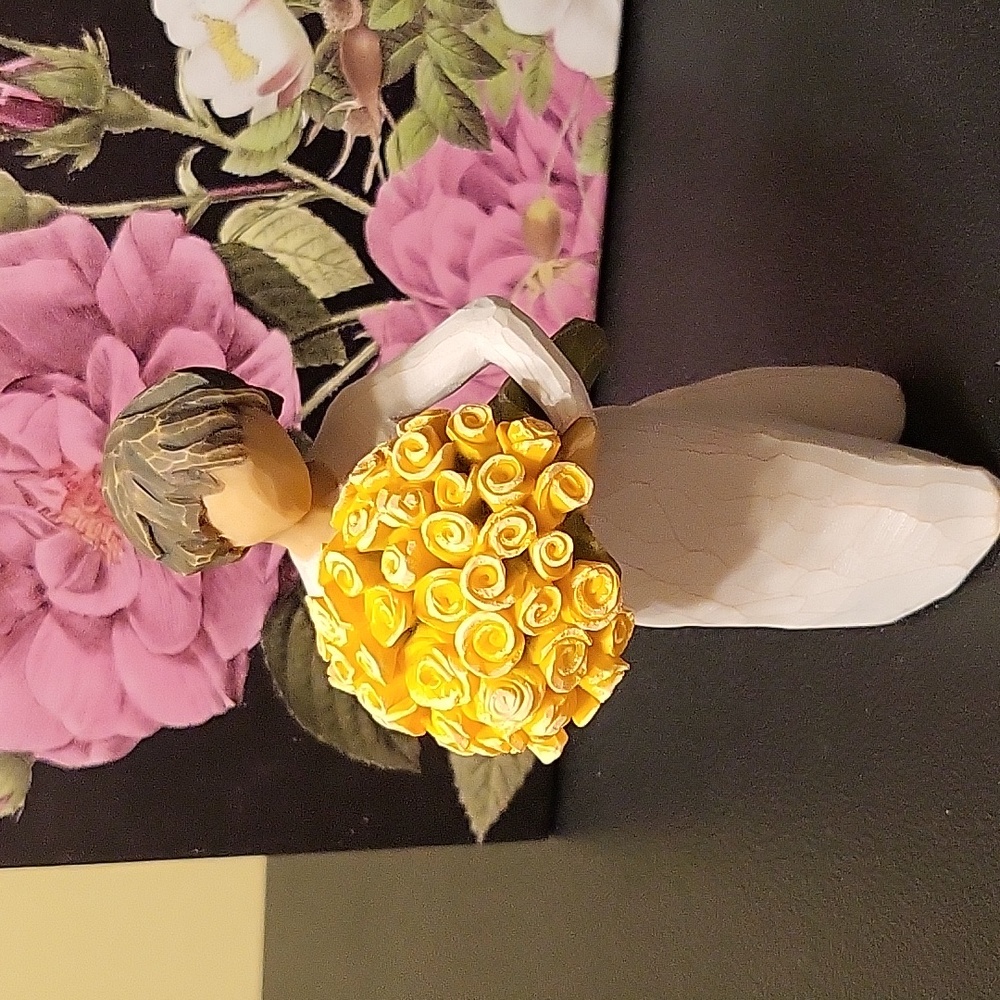 Willow Tree: Good Cheer by Susan Lordi